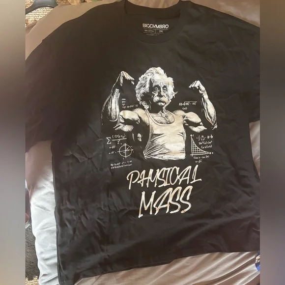 Graphic tee - Picture 1 of 2